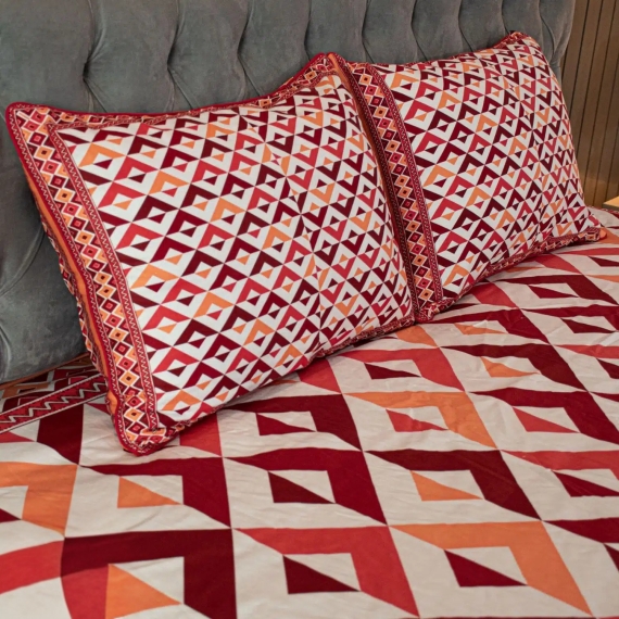 Pattern Play Printed Bed sheet – Maroon Magic, 3 image