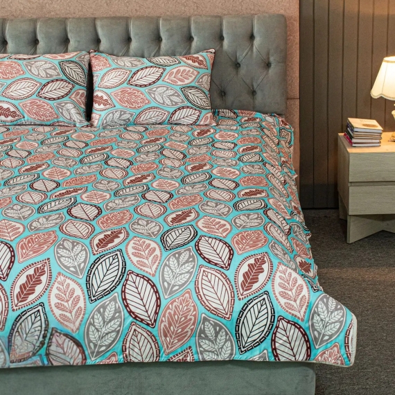 Fallen Leaves Print Bed Sheet – Pastel Blue