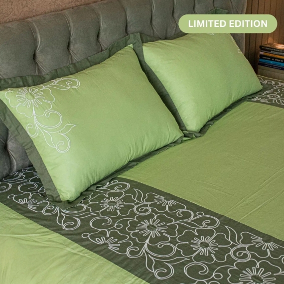 Emerald Bloom Embroidery Bedsheet, 4 image